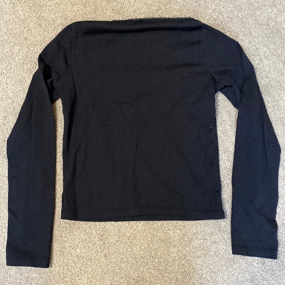 Brandy Melville Black Lace Croptop - Picture 2 of 4